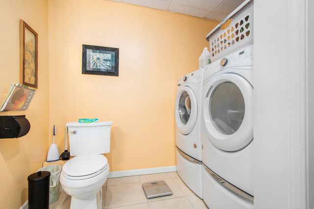 69154 Elkhart Road, Edwardsburg Vllg, MI 49112