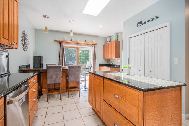 69154 Elkhart Road, Edwardsburg Vllg, MI 49112