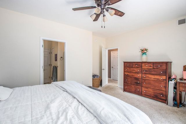 69154 Elkhart Road, Edwardsburg Vllg, MI 49112