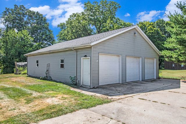 69154 Elkhart Road, Edwardsburg Vllg, MI 49112