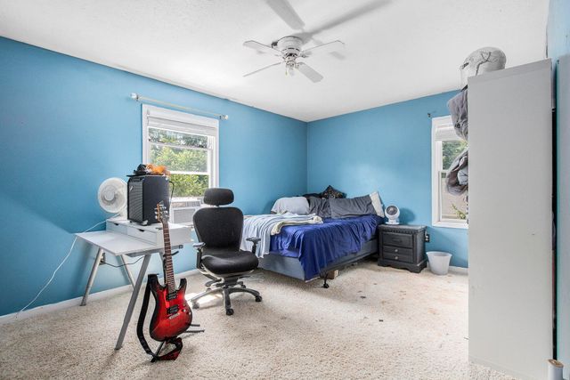 69154 Elkhart Road, Edwardsburg Vllg, MI 49112