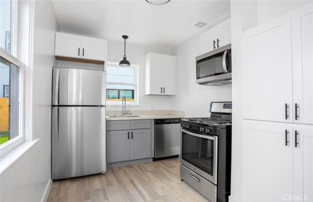 502 E 5th St, Long Beach, CA 90802
