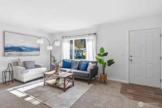 201 Albert Street, Wilkeson, WA 98396