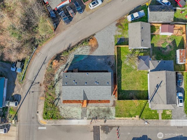 201 Albert Street, Wilkeson, WA 98396