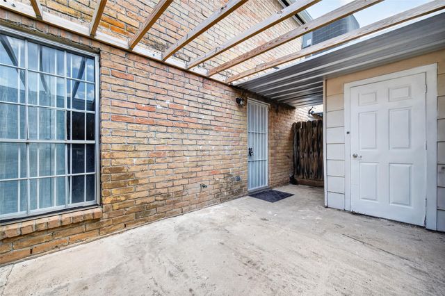 4068 Belle Park Drive 4068, Houston, TX 77072