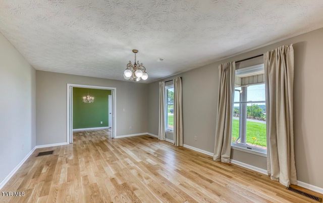 146 Central Drive, Johnson City, TN 37601