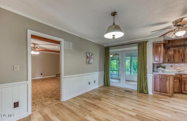 146 Central Drive, Johnson City, TN 37601