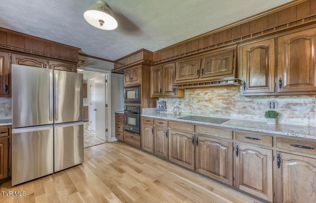 146 Central Drive, Johnson City, TN 37601