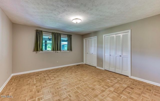 146 Central Drive, Johnson City, TN 37601