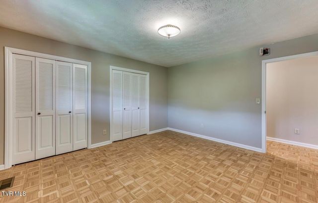 146 Central Drive, Johnson City, TN 37601