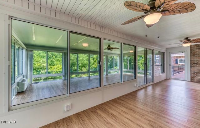 146 Central Drive, Johnson City, TN 37601