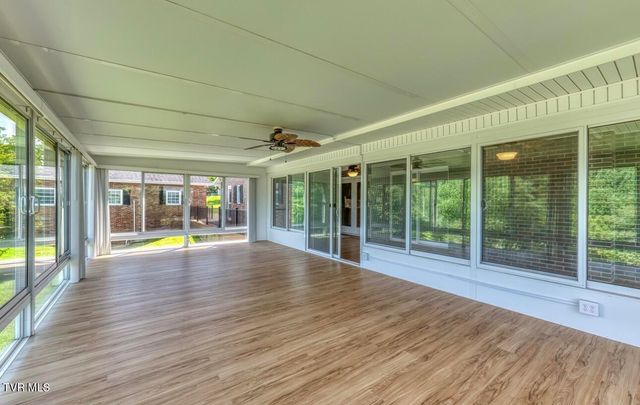 146 Central Drive, Johnson City, TN 37601
