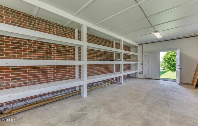 146 Central Drive, Johnson City, TN 37601
