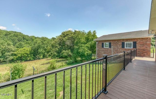 146 Central Drive, Johnson City, TN 37601