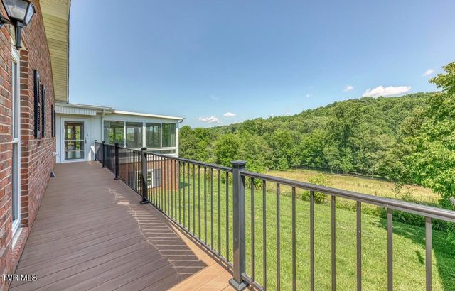 146 Central Drive, Johnson City, TN 37601