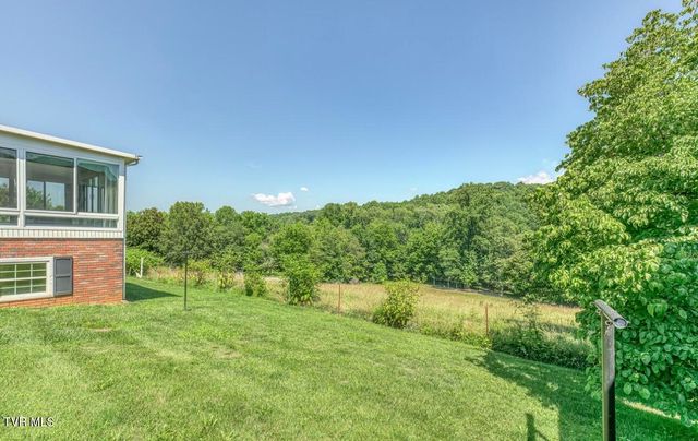 146 Central Drive, Johnson City, TN 37601