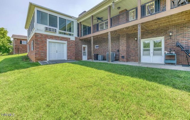 146 Central Drive, Johnson City, TN 37601