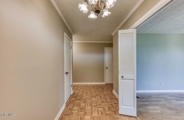 146 Central Drive, Johnson City, TN 37601