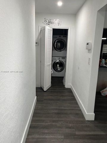 3008 NW 13th Street, Miami, FL 33125