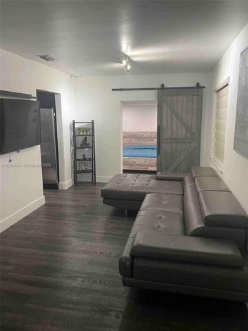 3008 NW 13th Street, Miami, FL 33125