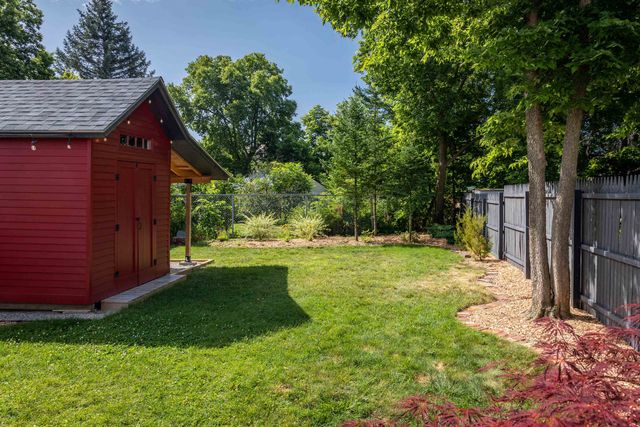 31 Archibald Street, Burlington, VT 05401