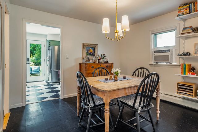 31 Archibald Street, Burlington, VT 05401