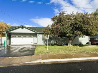 5245 Sturdivant Avenue, Klamath Falls, OR 97603