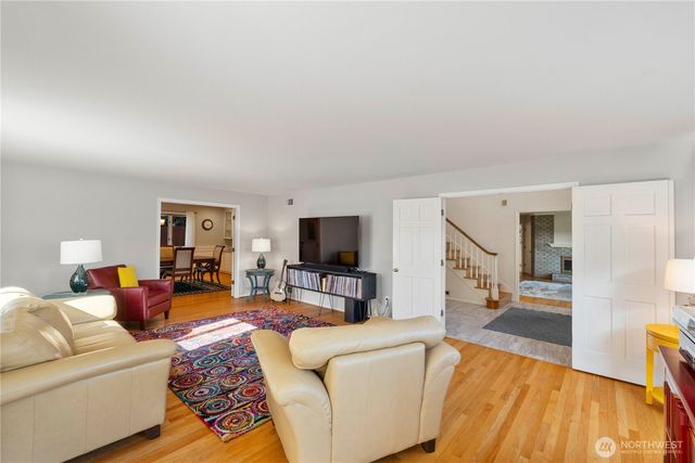 6209 53rd Street Ct W, University Place, WA 98467