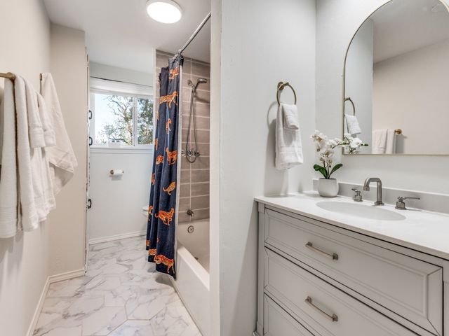 3711 Ovid Avenue, Dallas, TX 75224