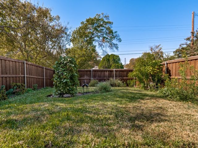 3711 Ovid Avenue, Dallas, TX 75224