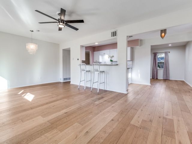 3711 Ovid Avenue, Dallas, TX 75224