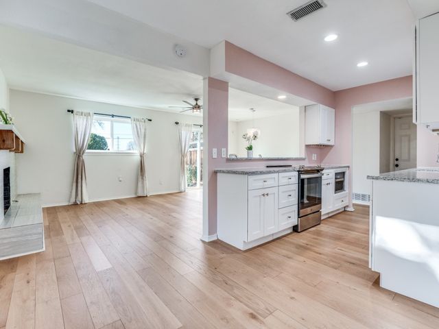 3711 Ovid Avenue, Dallas, TX 75224