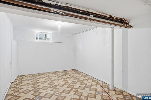 495-497 Totowa Avenue, Paterson, NJ 07522