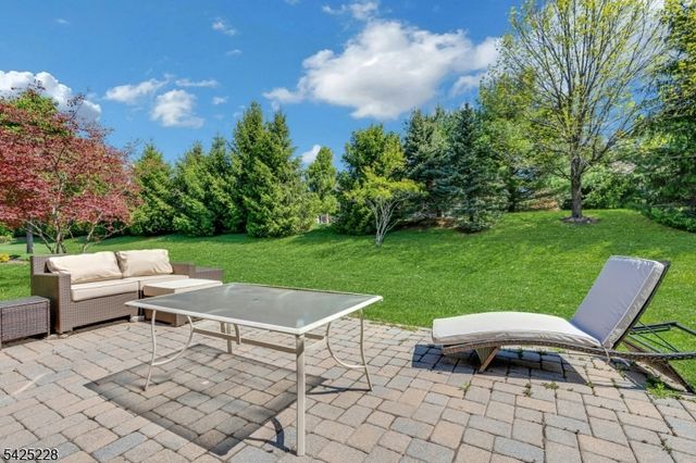 15 JOHNS DRIVE, Warren Twp., NJ 07059