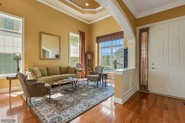 15 JOHNS DRIVE, Warren Twp., NJ 07059