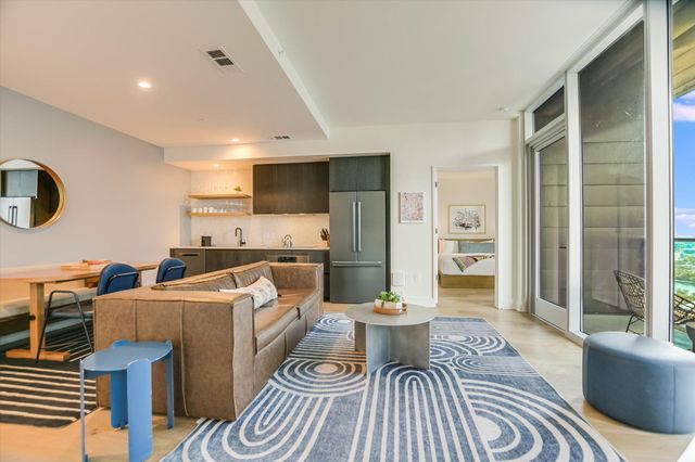 48 East Ave 3209, Austin, TX 78701