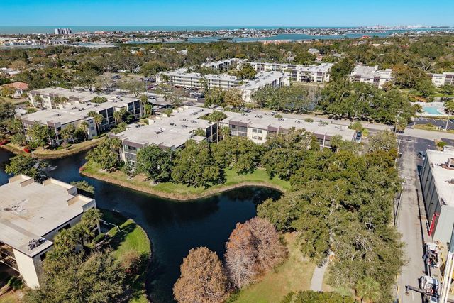 14255 ROSEMARY LANE 8204, Largo, FL 33774