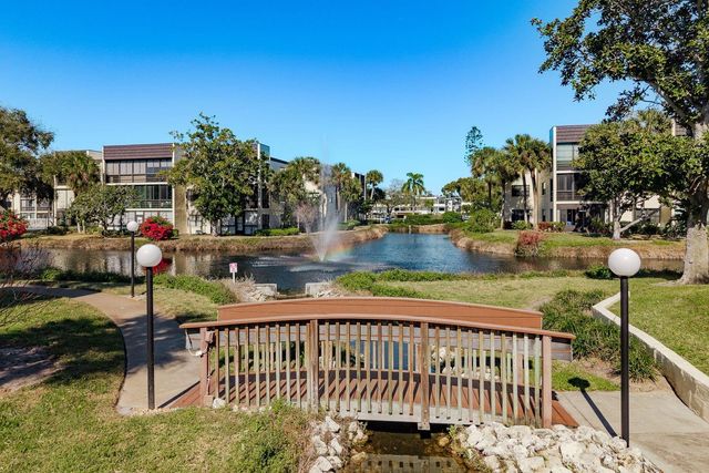 14255 ROSEMARY LANE 8204, Largo, FL 33774