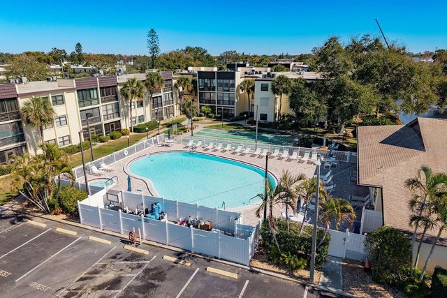 14255 ROSEMARY LANE 8204, Largo, FL 33774