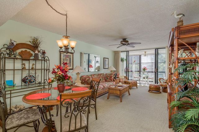 14255 ROSEMARY LANE 8204, Largo, FL 33774