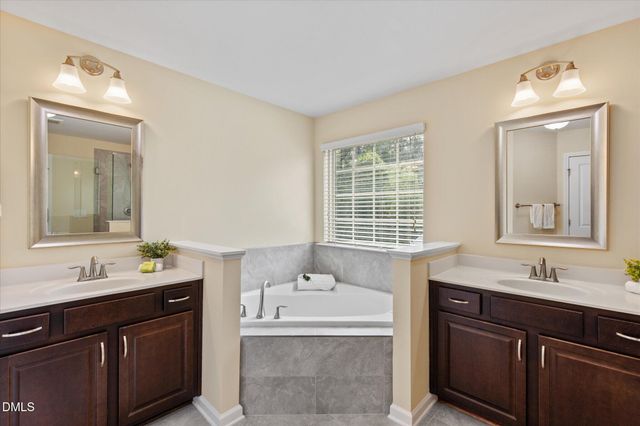1221 Elliott Ridge Lane, Morrisville, NC 27560