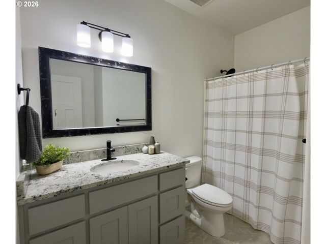 7205 EDGE CLIFF Dr, Brookings, OR 97415