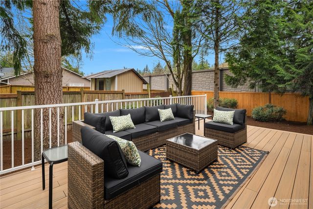 10719 121st Place NE, Kirkland, WA 98033