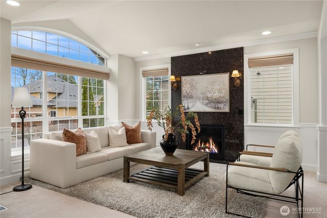 10719 121st Place NE, Kirkland, WA 98033