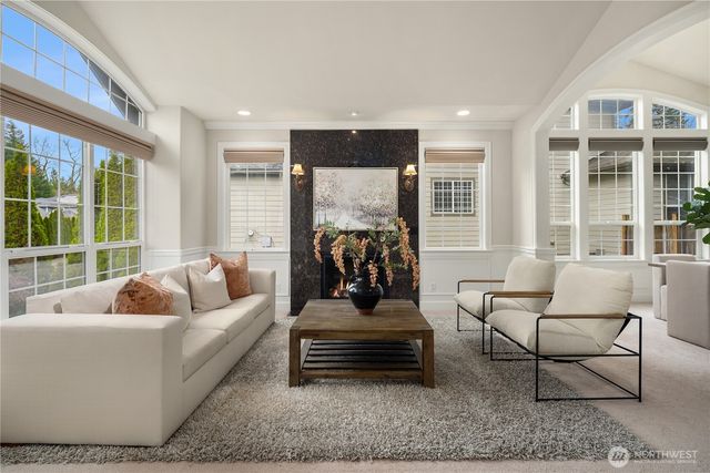 10719 121st Place NE, Kirkland, WA 98033