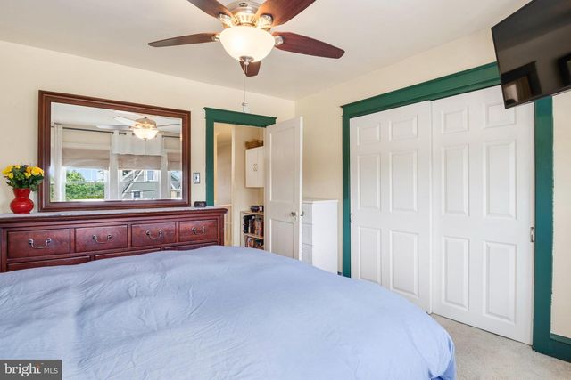 127 S EAGLE RD, Havertown, PA 19083