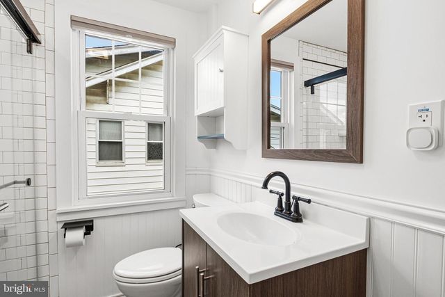 127 S EAGLE RD, Havertown, PA 19083