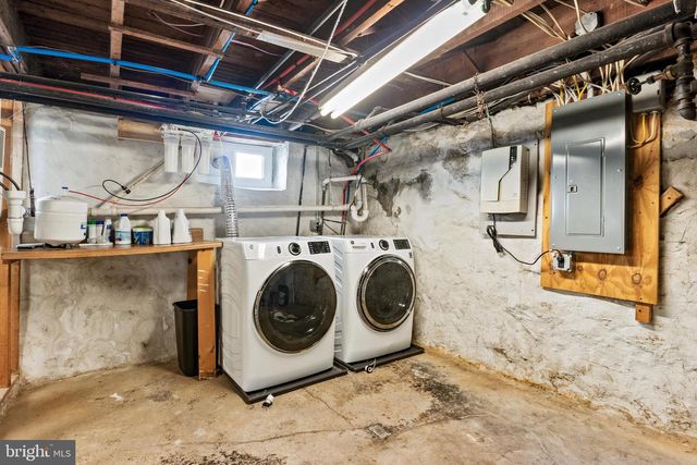 127 S EAGLE RD, Havertown, PA 19083