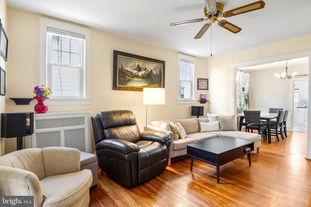 127 S EAGLE RD, Havertown, PA 19083