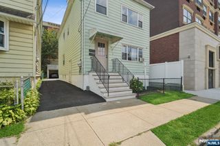 20 Division Avenue, Garfield, NJ 07026